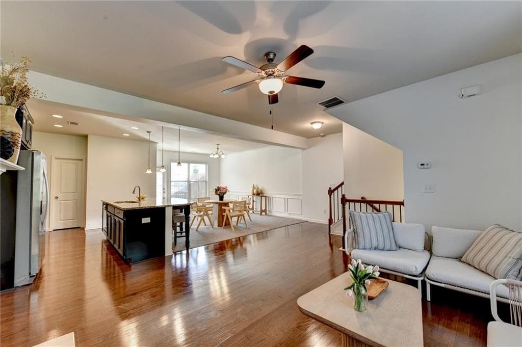 3 bedroom, 4 bathroom, 1,832 sq ft townhouse under contract at 2640 Village Place Drive, Duluth, GA 30096 — photo 9