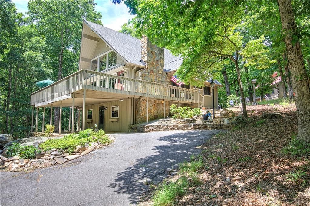 3 bedroom, 2 bathroom, 2,132 sq ft single family residence for sale at 1467 Little Hendricks Mountain Road, Jasper, GA 30143