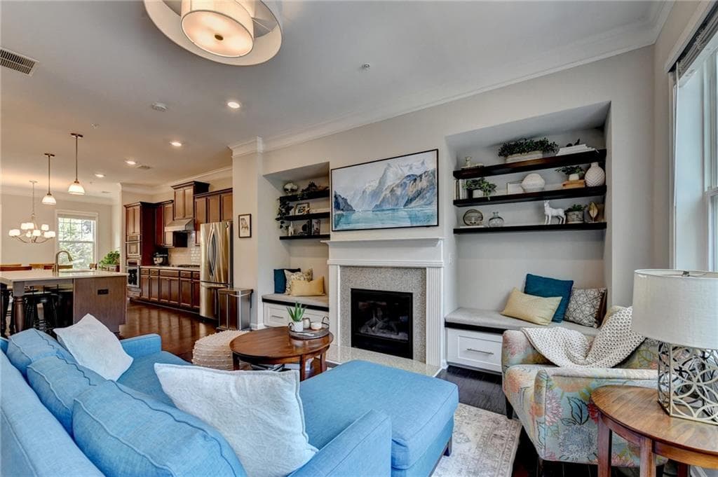2 bedroom, 4 bathroom, 2,017 sq ft townhouse under contract at 721 Topsail Lane, Alpharetta, GA 30005 — photo 5