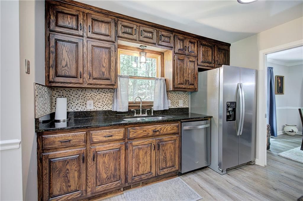 4 bedroom, 4 bathroom, 2,013 sq ft single family residence for sale at 757 Crippled Oak Trail, Jasper, GA 30143 — photo 8