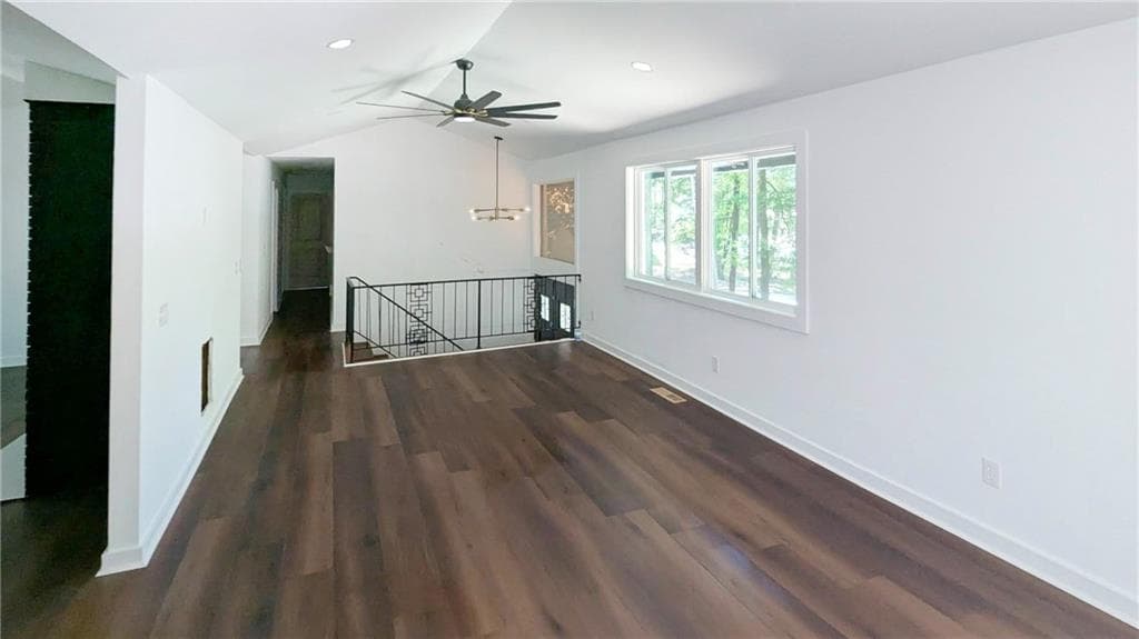 5 bedroom, 3 bathroom, 1,728 sq ft single family residence for sale at 2541 Peyton Woods Trail, Atlanta, GA 30311 — photo 2