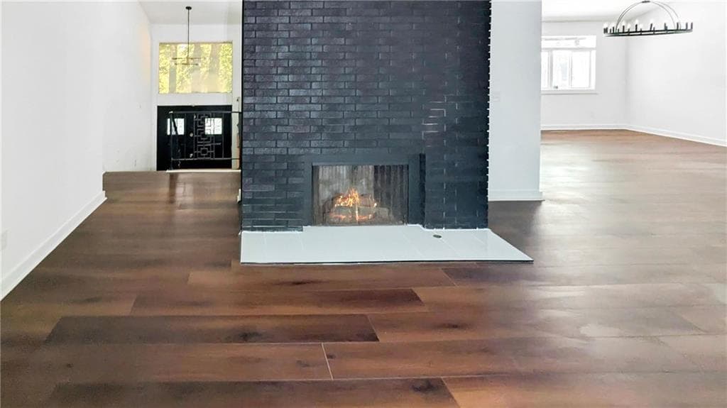 5 bedroom, 3 bathroom, 1,728 sq ft single family residence for sale at 2541 Peyton Woods Trail, Atlanta, GA 30311 — photo 3
