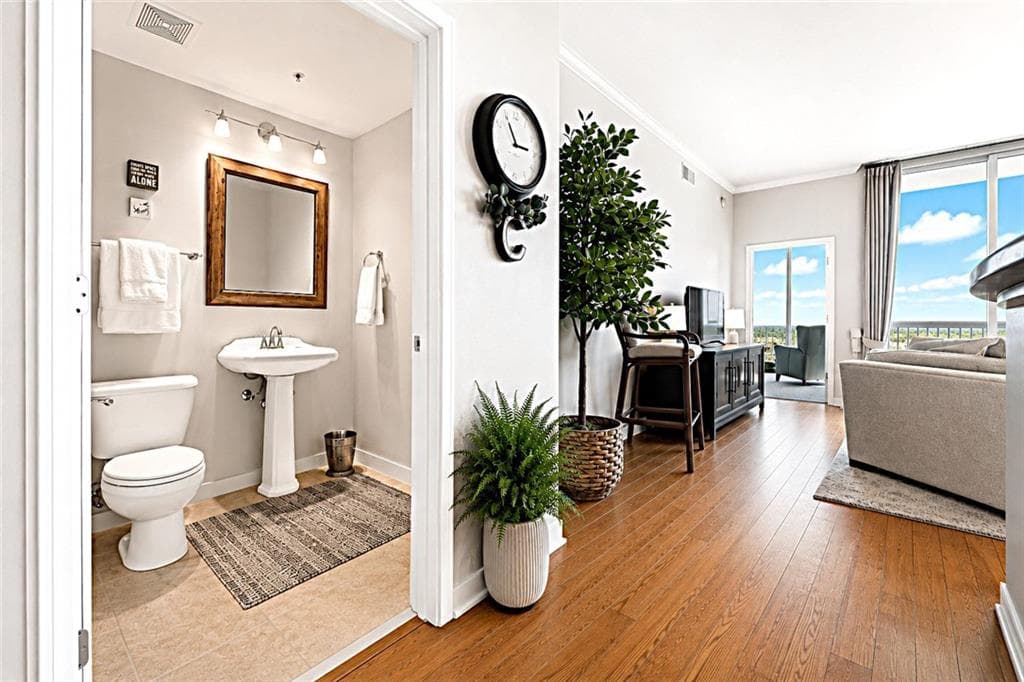 1 bedroom, 2 bathroom, 1,171 sq ft condominium for sale at 3300 Windy Ridge Parkway 1314, Atlanta, GA 30339 — photo 10