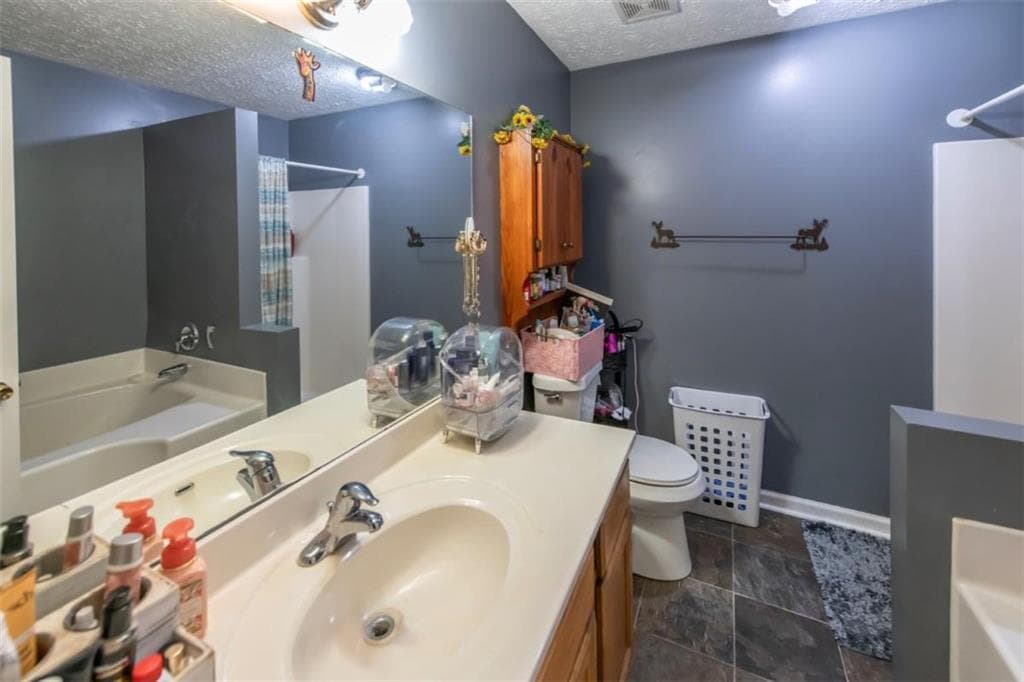 3 bedroom, 2 bathroom, 1,134 sq ft single family residence for sale at 105 Pine Hill Road, LaGrange, GA 30241 — photo 8