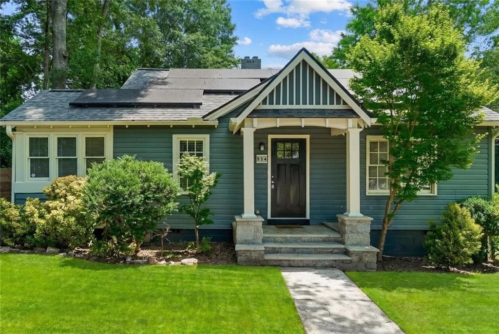 3 bedroom, 2 bathroom, 961 sq ft single family residence under contract at 954 Bouldercrest Drive, Atlanta, GA 30316 — photo 2