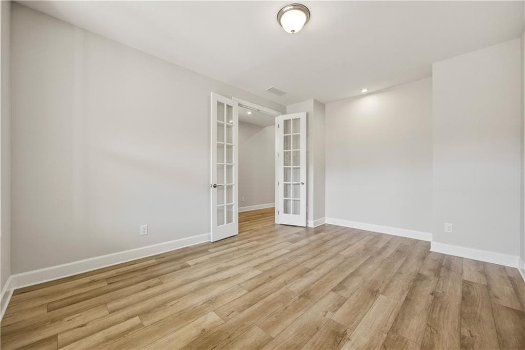 2 bedroom, 2 bathroom, 1,788 sq ft single family residence for sale at 440 Geneva Way, Hoschton, GA 30548 — photo 5