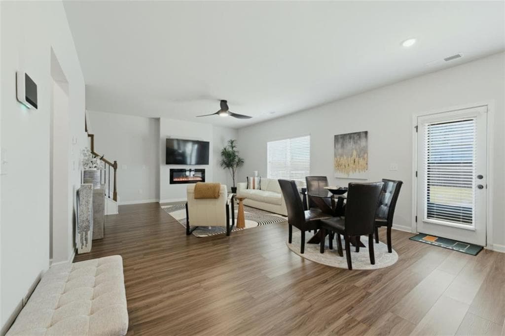 4 bedroom, 3 bathroom, 2,692 sq ft single family residence for sale at 784 Lakehaven Lane, Loganville, GA 30052 — photo 9