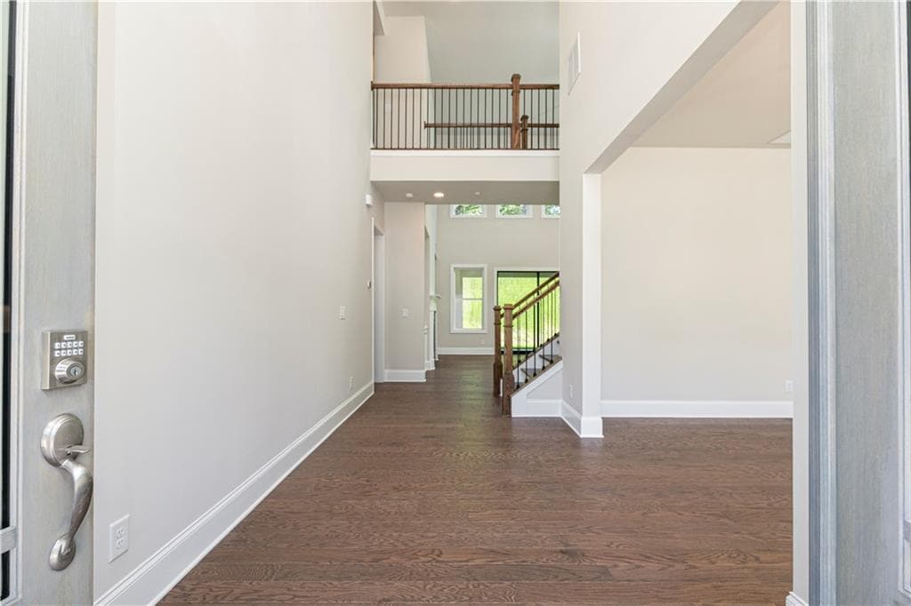 5 bedroom, 6 bathroom, 3,675 sq ft single family residence under contract at 2475 Stewart Road, Cumming, GA 30041 — photo 3