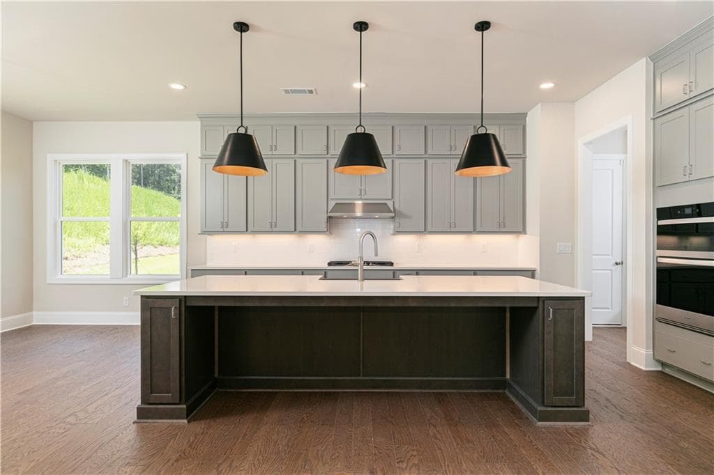 5 bedroom, 6 bathroom, 3,675 sq ft single family residence under contract at 2475 Stewart Road, Cumming, GA 30041 — photo 10