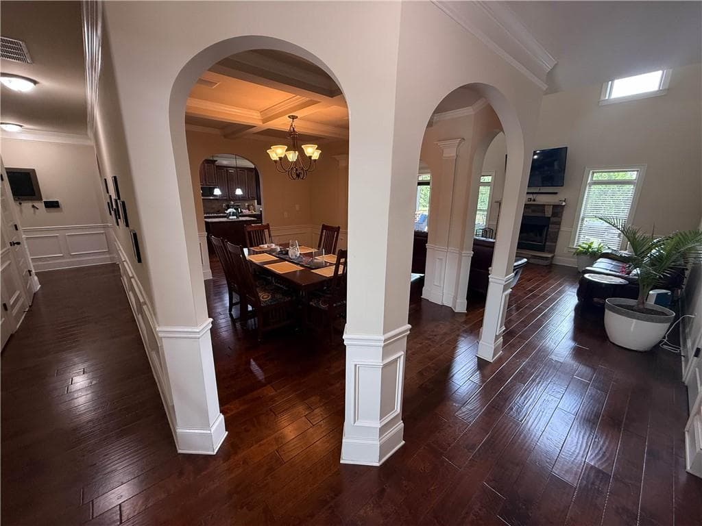 5 bedroom, 4 bathroom, 5,300 sq ft single family residence for sale at 5626 Casa Blanca Lane, Atlanta, GA 30331 — photo 5