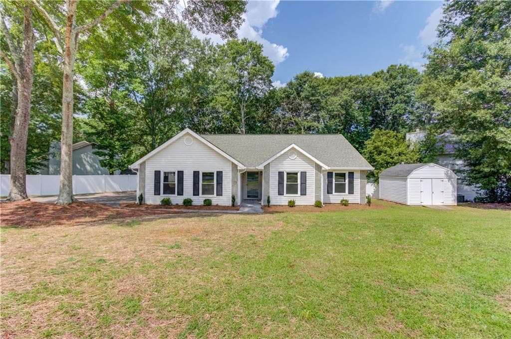 3 bedroom, 2 bathroom, 1,609 sq ft single family residence for sale at 222 Ryan Road, Winder, GA 30680