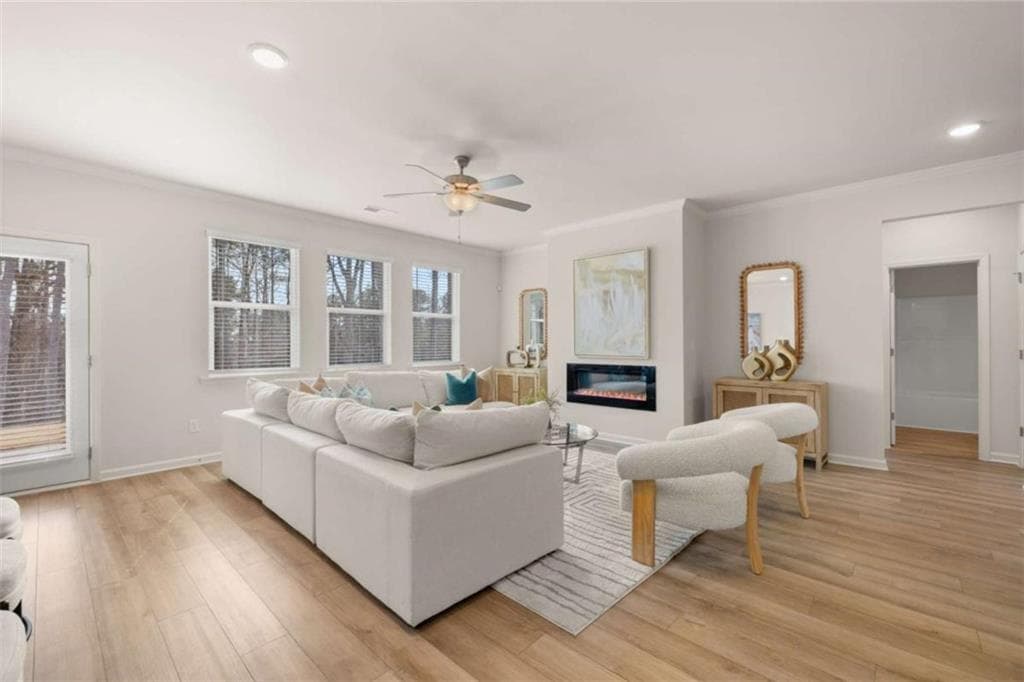 5 bedroom, 4 bathroom, 2,892 sq ft single family residence for sale at 1776 Kingsmere Run Drive, Loganville, GA 30052 — photo 6