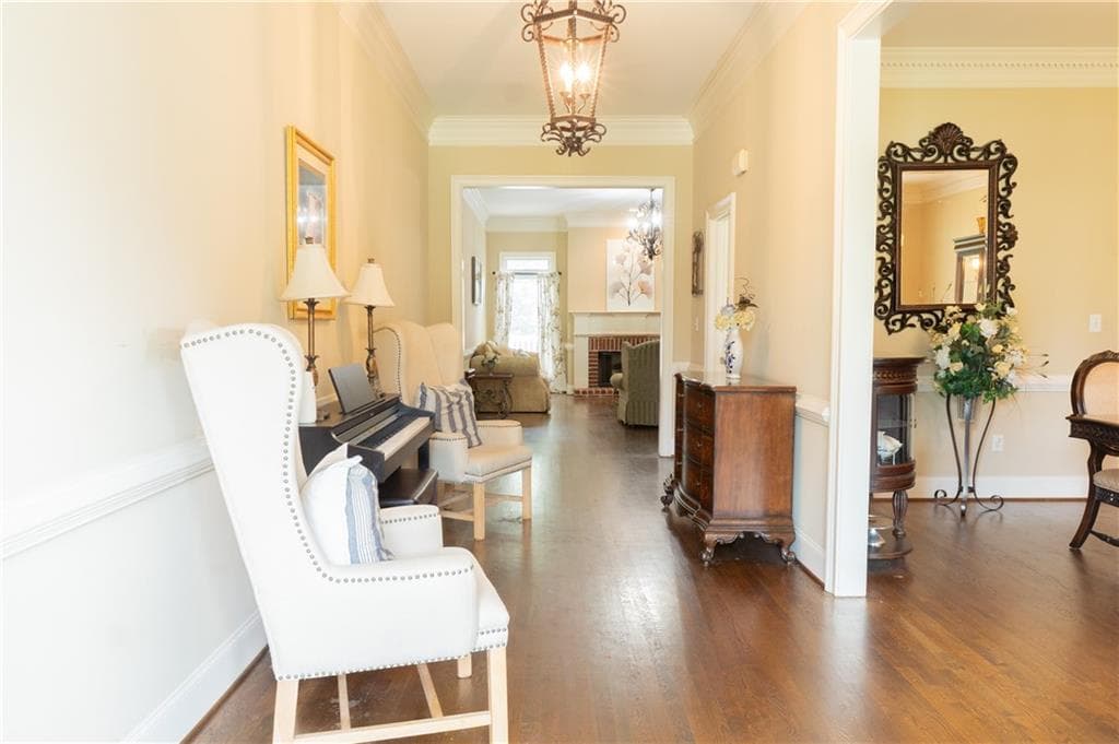 6 bedroom, 5 bathroom, 3,074 sq ft single family residence for sale at 3924 Hershel Drive, Douglasville, GA 30134 — photo 4
