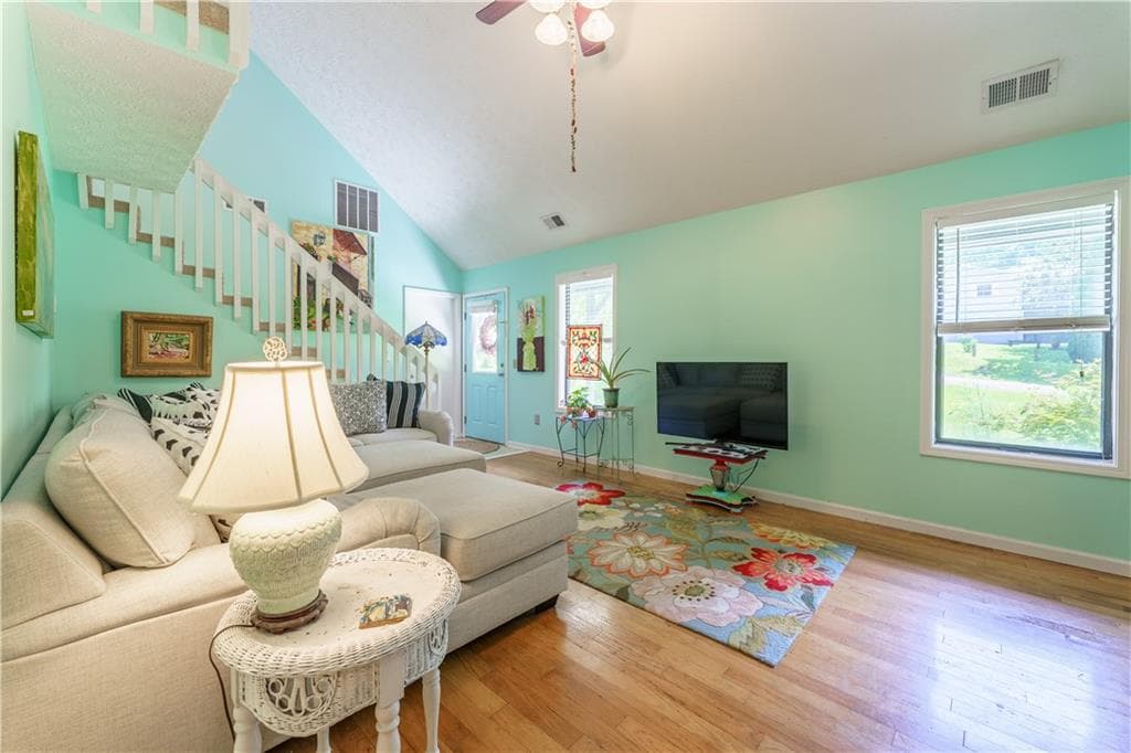 3 bedroom, 2 bathroom, 1,540 sq ft single family residence for sale at 2590 Valient Drive, Cumming, GA 30041 — photo 8