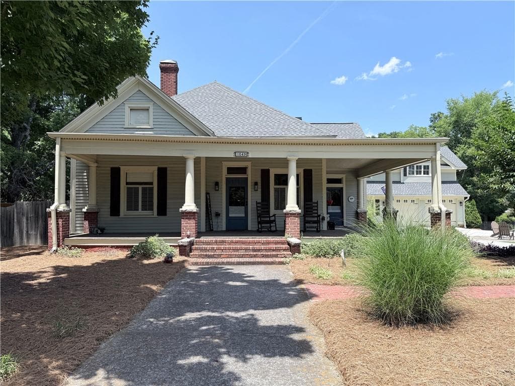 5 bedroom, 5 bathroom, 5,383 sq ft single family residence for sale at 1049 N Main Street, Conyers, GA 30012 — photo 3