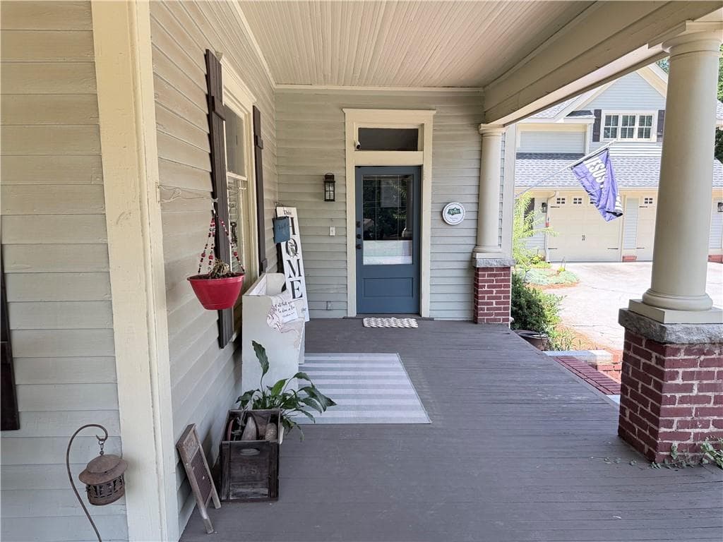 5 bedroom, 5 bathroom, 5,383 sq ft single family residence for sale at 1049 N Main Street, Conyers, GA 30012 — photo 7