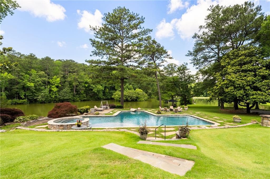 6 bedroom, 5 bathroom, 6,327 sq ft single family residence for sale at 10180 Capps Ferry Road, Chattahoochee Hills, GA 30268 — photo 5