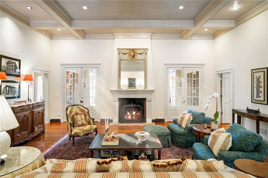 6 bedroom, 5 bathroom, 6,327 sq ft single family residence for sale at 10180 Capps Ferry Road, Chattahoochee Hills, GA 30268 — photo 7
