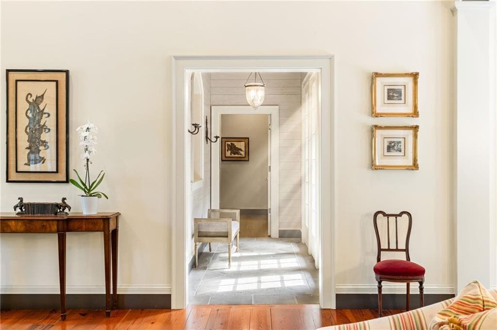 6 bedroom, 5 bathroom, 6,327 sq ft single family residence for sale at 10180 Capps Ferry Road, Chattahoochee Hills, GA 30268 — photo 10
