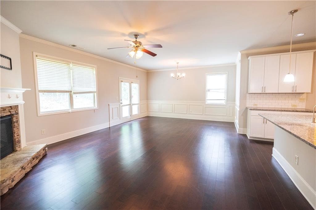 4 bedroom, 3 bathroom, 2,344 sq ft single family residence for sale at 4115 Huron Drive, Cumming, GA 30028 — photo 3