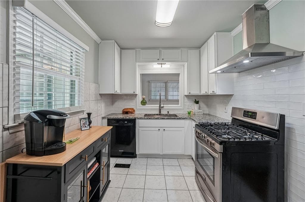 4 bedroom, 2 bathroom, 1,688 sq ft single family residence under contract at 2120 Meadowbrook Lane, Marietta, GA 30067 — photo 5