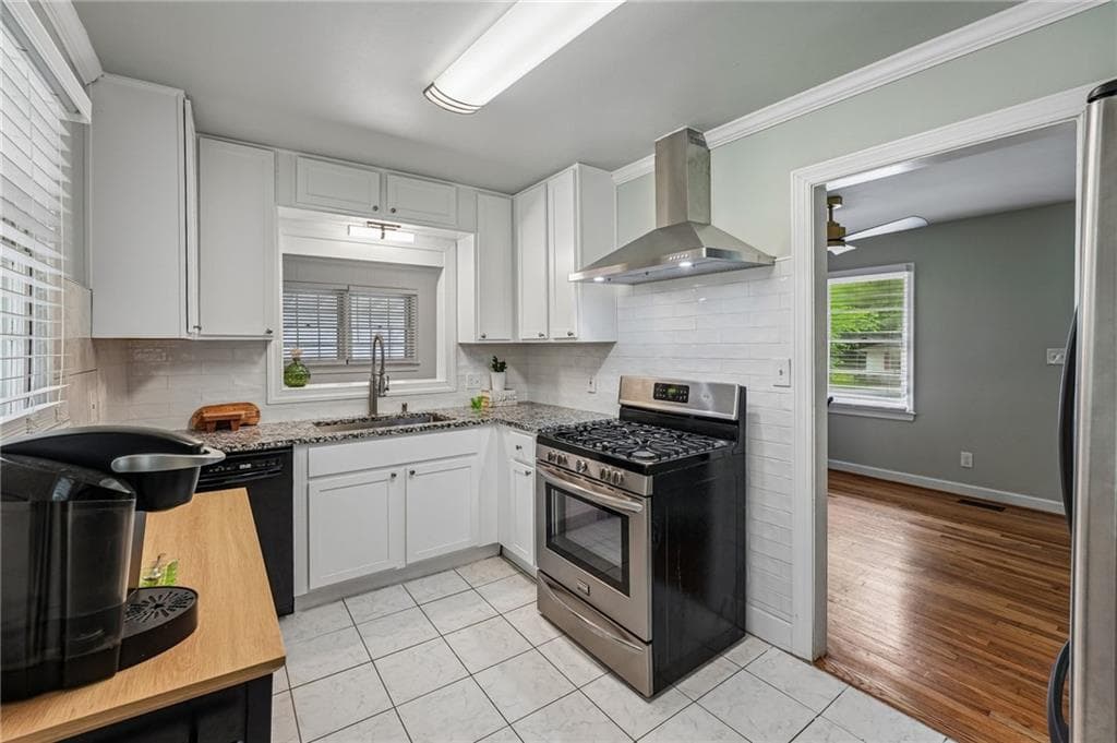 4 bedroom, 2 bathroom, 1,688 sq ft single family residence under contract at 2120 Meadowbrook Lane, Marietta, GA 30067 — photo 8