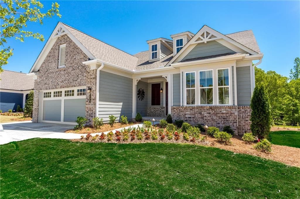 3 bedroom, 3 bathroom, 2,600 sq ft single family residence for sale at 869 Salton Way, Hoschton, GA 30548 — photo 2