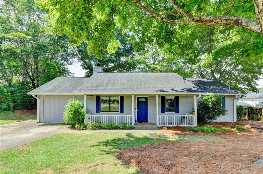 3 bedroom, 2 bathroom, 1,528 sq ft single family residence sold at 4122 Gravitt Place, Duluth, GA 30096