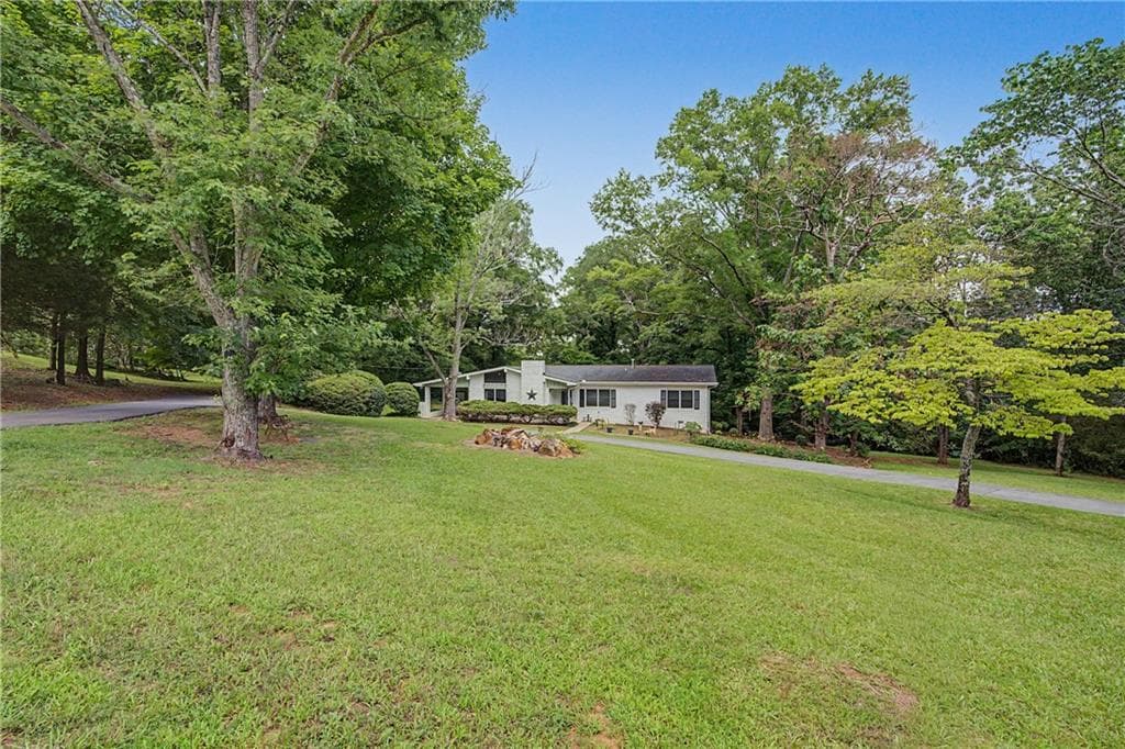 4 bedroom, 3 bathroom single family residence for sale at 6 Virginia Circle, Cedartown, GA 30125 — photo 4