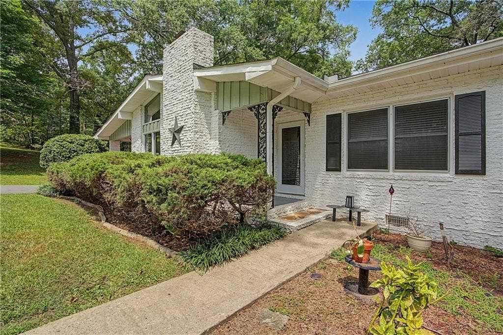 4 bedroom, 3 bathroom single family residence for sale at 6 Virginia Circle, Cedartown, GA 30125 — photo 7