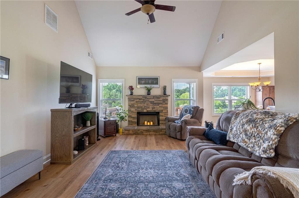4 bedroom, 4 bathroom, 2,562 sq ft single family residence under contract at 1010 Gold Finch Drive, Jefferson, GA 30549 — photo 9