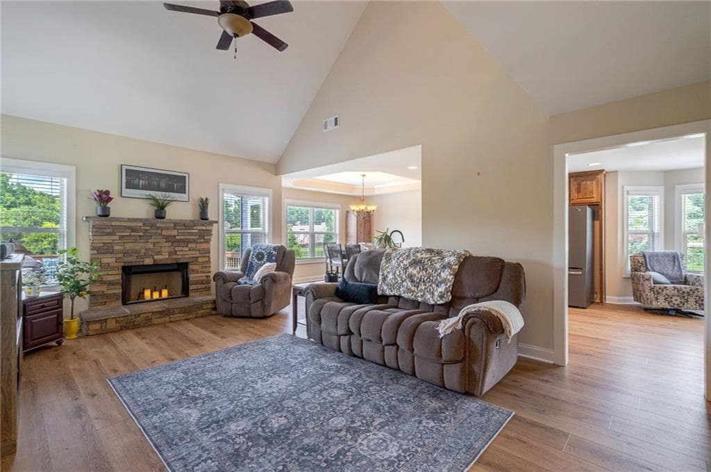 4 bedroom, 4 bathroom, 2,562 sq ft single family residence under contract at 1010 Gold Finch Drive, Jefferson, GA 30549 — photo 10