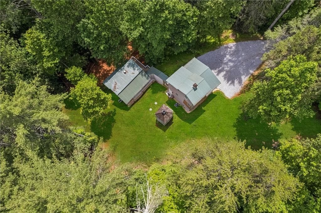 5 bedroom, 6 bathroom, 3,100 sq ft single family residence for sale at 375 Deerfield Drive, Dahlonega, GA 30533 — photo 9