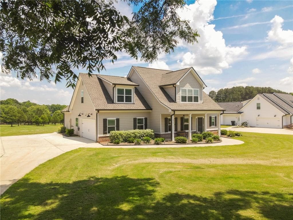 4 bedroom, 3 bathroom, 2,724 sq ft single family residence for sale at 1515 Gratis Road, Monroe, GA 30656 — photo 2