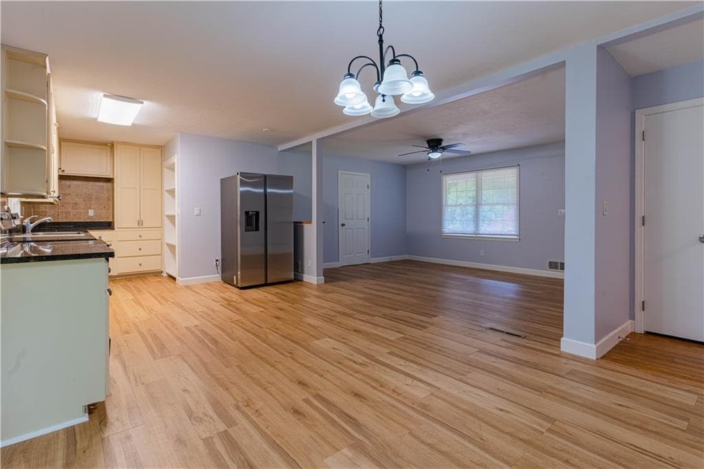 4 bedroom, 3 bathroom, 2,173 sq ft single family residence under contract at 2888 Mockingbird Circle, Duluth, GA 30096 — photo 6