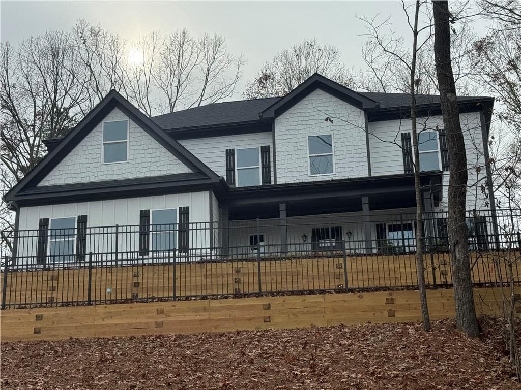 4 bedroom, 3 bathroom, 2,770 sq ft single family residence for sale at 605 Whirlaway Street, Jefferson, GA 30549