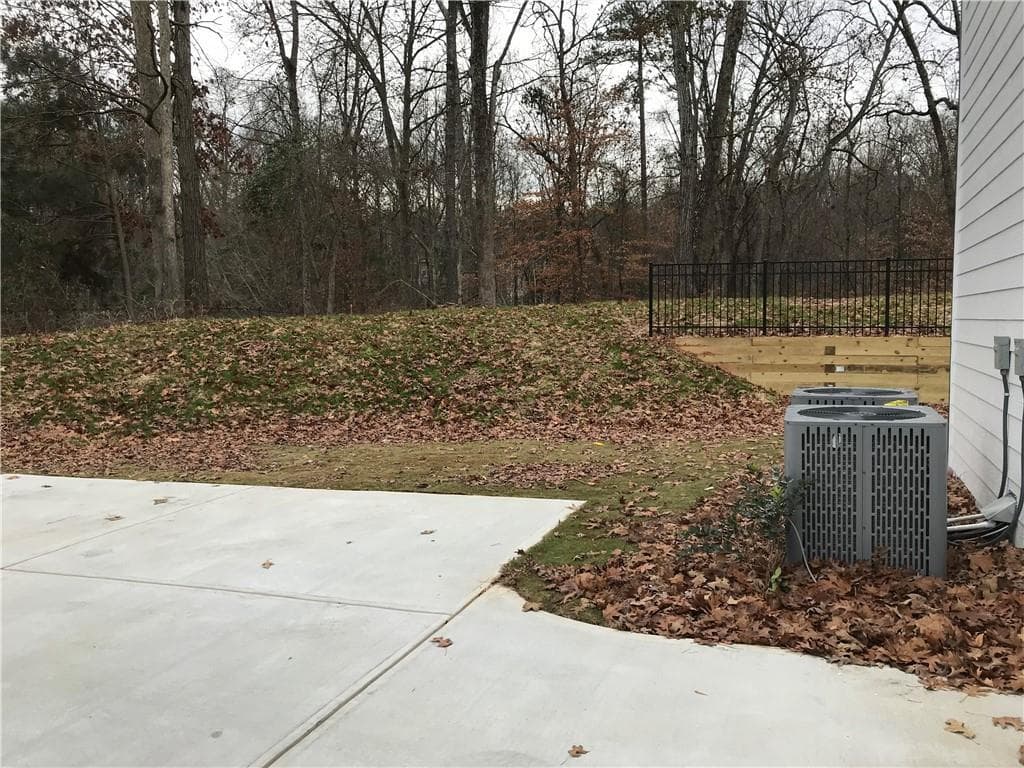 4 bedroom, 3 bathroom, 2,770 sq ft single family residence for sale at 605 Whirlaway Street, Jefferson, GA 30549 — photo 6
