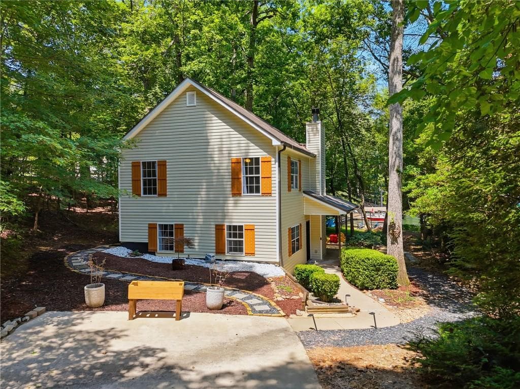 3 bedroom, 2 bathroom, 1,440 sq ft single family residence under contract at 117 Forest Ridge Drive, Eatonton, GA 31024 — photo 3