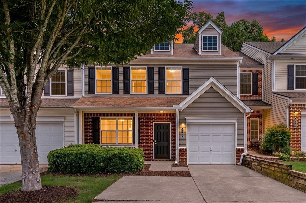 3 bedroom, 3 bathroom, 1,588 sq ft townhouse for sale at 509 Windstone Trail, Alpharetta, GA 30004 — photo 2