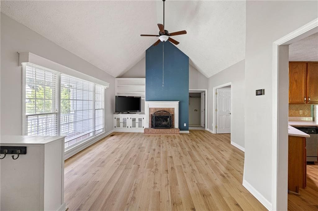3 bedroom, 3 bathroom, 2,194 sq ft single family residence for sale at 347 Viola Drive, Dallas, GA 30157 — photo 5