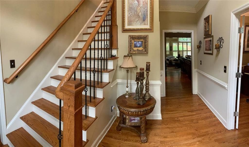 5 bedroom, 5 bathroom, 4,526 sq ft single family residence for rent at 2345 Bray Court, Marietta, GA 30066 for $4,995 a month — photo 3
