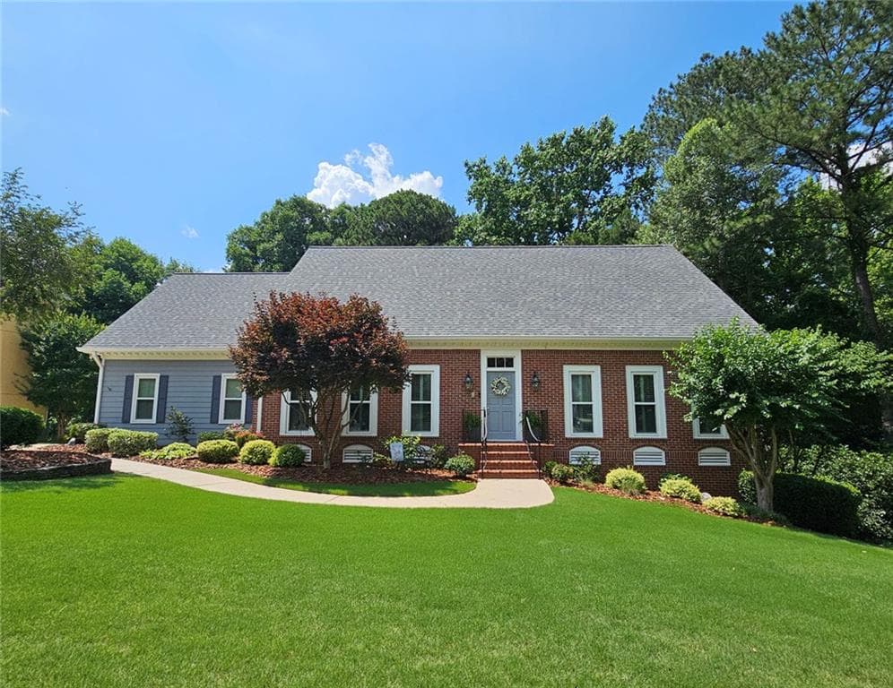 5 bedroom, 5 bathroom, 4,008 sq ft single family residence under contract at 2631 Brentford Lane, Snellville, GA 30078