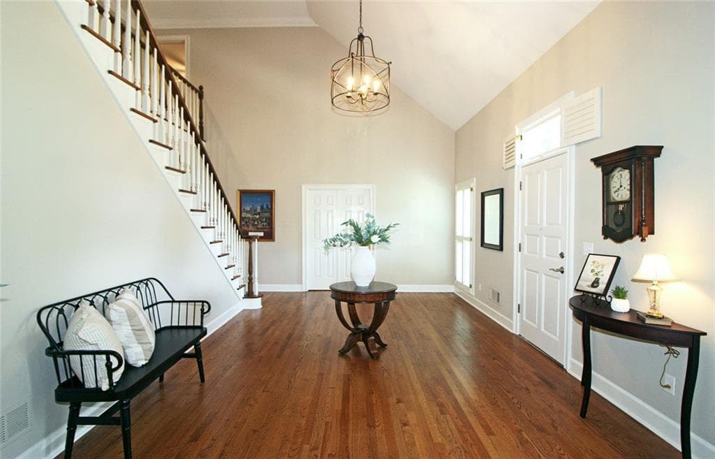 5 bedroom, 5 bathroom, 4,008 sq ft single family residence under contract at 2631 Brentford Lane, Snellville, GA 30078 — photo 3