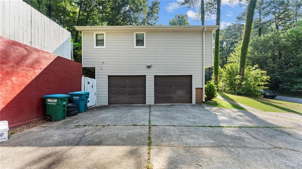 4 bedroom, 3 bathroom, 1,573 sq ft single family residence for sale at 3291 Rae Place, Lawrenceville, GA 30044 — photo 4