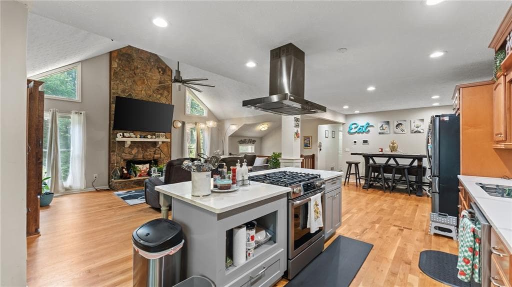 4 bedroom, 3 bathroom, 1,573 sq ft single family residence for sale at 3291 Rae Place, Lawrenceville, GA 30044 — photo 7