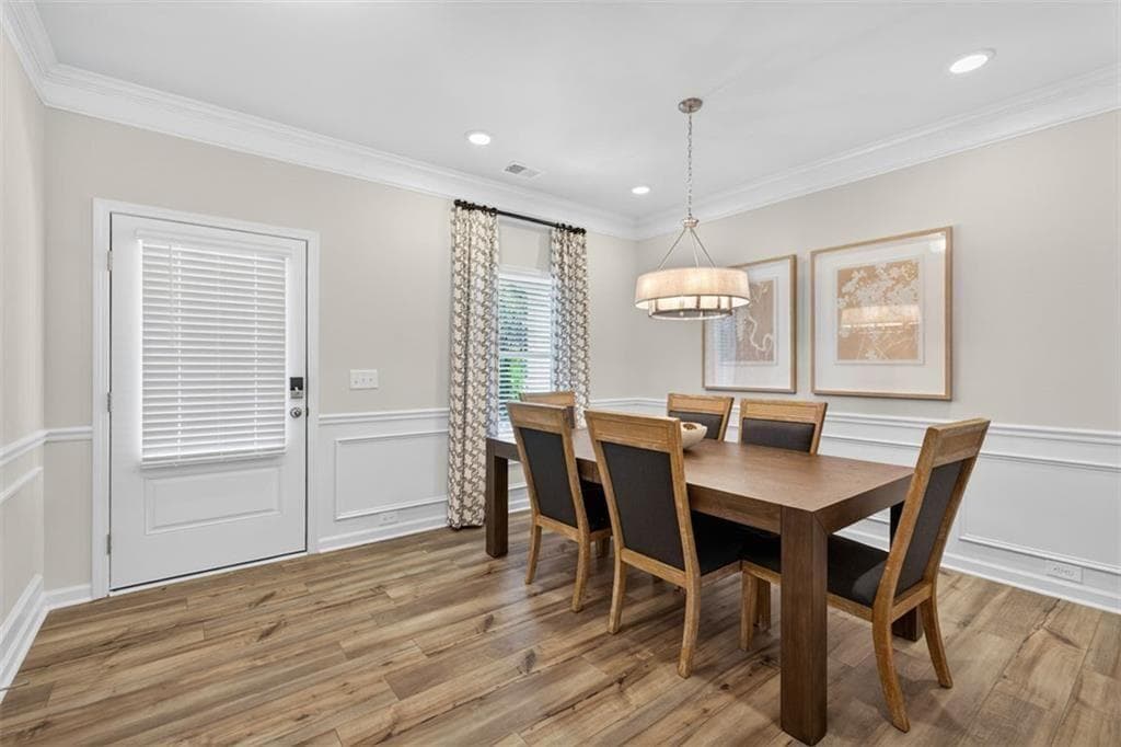 4 bedroom, 3 bathroom, 2,053 sq ft single family residence under contract at 125 Summerfield Place Drive, Carrollton, GA 30117 — photo 4