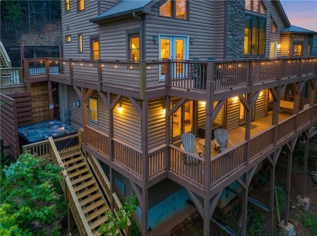 4 bedroom, 5 bathroom, 3,202 sq ft single family residence for sale at 236 Rosen Strasse, Helen, GA 30545
