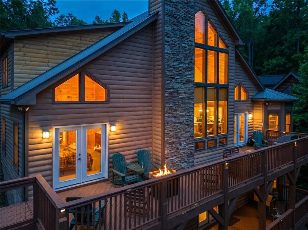 4 bedroom, 5 bathroom, 3,202 sq ft single family residence for sale at 236 Rosen Strasse, Helen, GA 30545 — photo 3