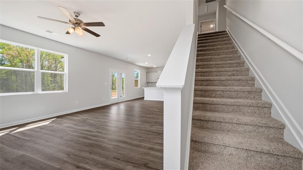 4 bedroom, 3 bathroom, 2,338 sq ft single family residence for sale at 621 Great Salt Lane, Hoschton, GA 30548 — photo 8