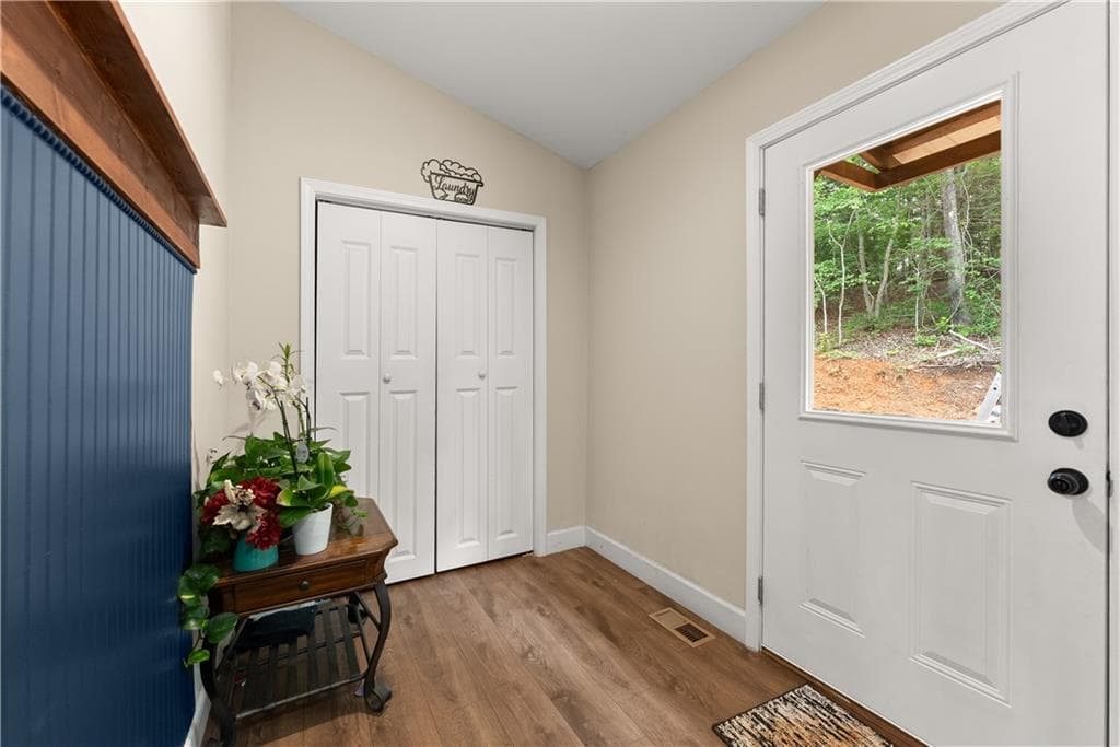 3 bedroom, 3 bathroom, 1,728 sq ft single family residence for sale at 308 Fowler Creek Drive, Cleveland, GA 30528 — photo 5